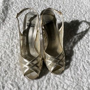 Beautiful gold Stuart Weitzman heels